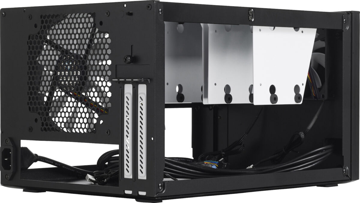 Fractal Design Node 304 Home Theater - Image 11
