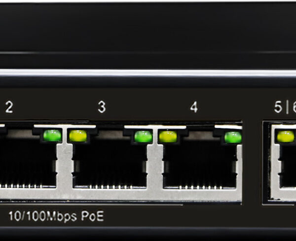 Level One FEP-0631 Unmanaged L2 PoE+