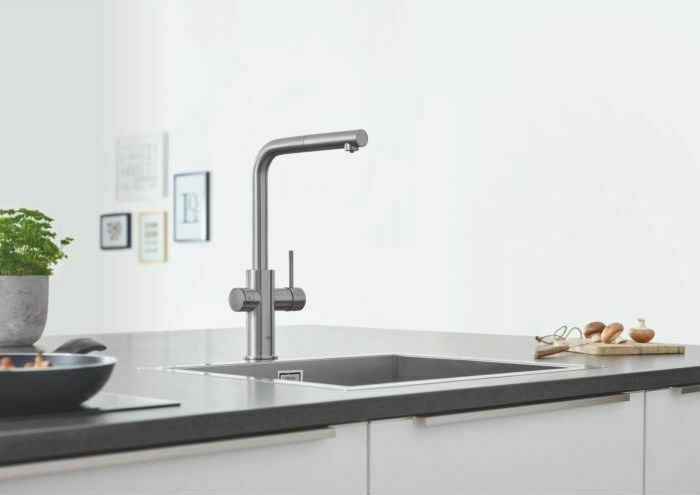 20220510172204_0b1bc299 Grohe Blue Home L-Spout Πάγκου Ασημί - Image 2