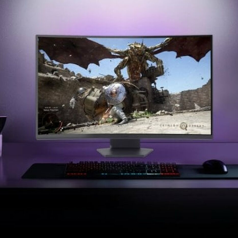 20241001172828_01d54be2 LG UltraGear 32GS60QC-B 31.5" VA HDR Curved QHD 2560x1440 - Image 7