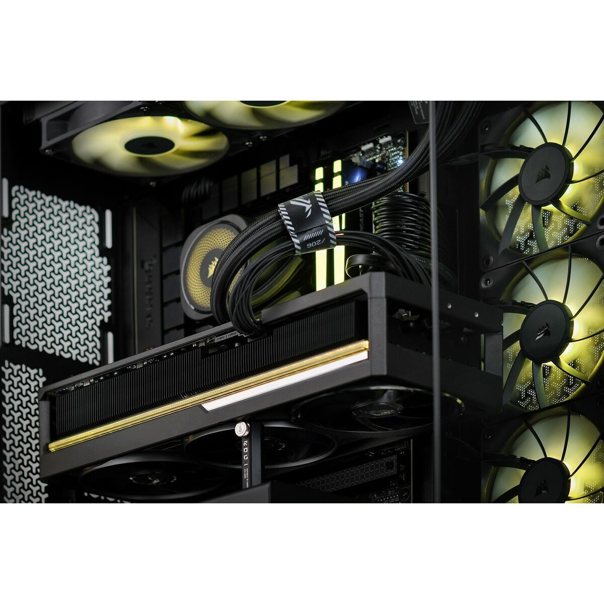 Actina KOMACNGIP0215 (Ryzen 7-7800X3D/32GB/2TB)