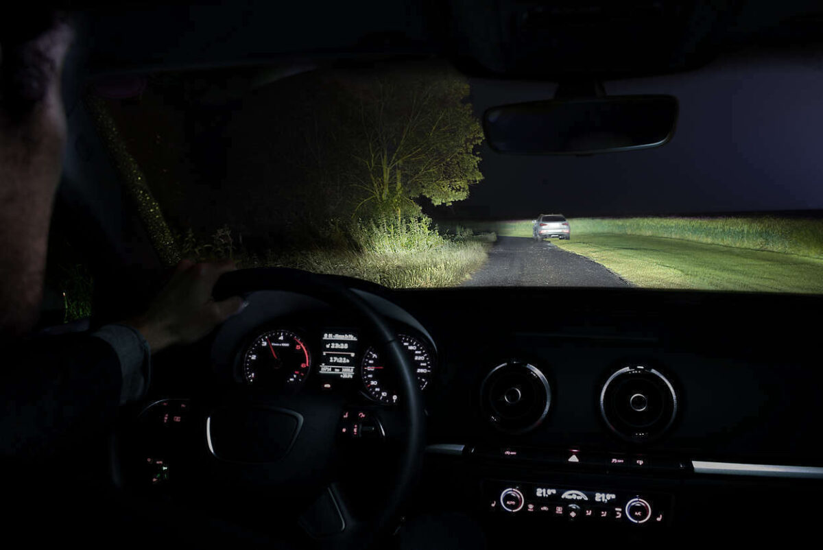 Philips Racingvision Λάμπες H7 Αλογόνου Θερμό Λευκό - Image 5