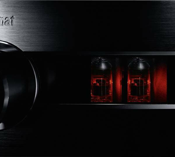 Magnat MA 900 Υβριδικός Ολοκληρωμένος Ενισχυτής Hi-Fi Stereo 200W/4Ω 149515 Μαύρος