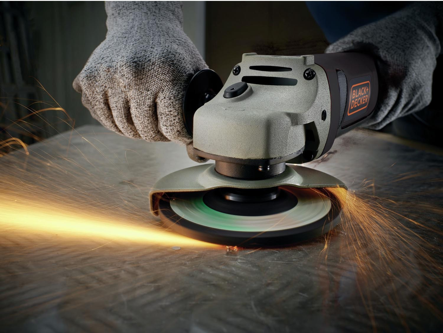 20220105114651_79c6ab6e Black & Decker KG1202K Τροχός Ρεύματος 1200W - Image 6