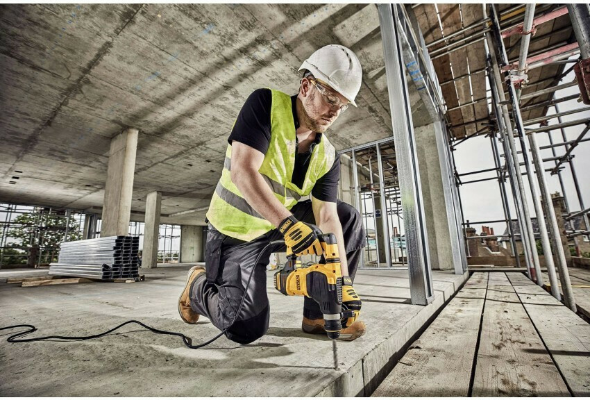 20220105115813_929ee45c Dewalt D25333K Κρουστικό Σκαπτικό Πιστολέτο Ρεύματος 950W - Image 8