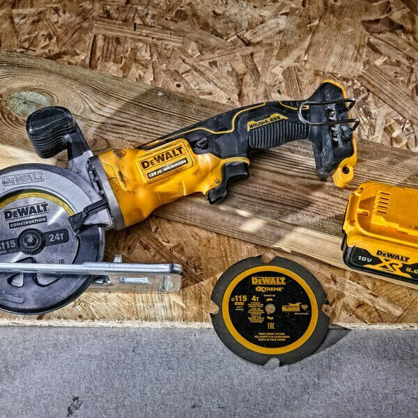 20220105170856_f214c588 Dewalt DCS571NT Δισκοπρίονο Brushless 18V Solo - Image 11