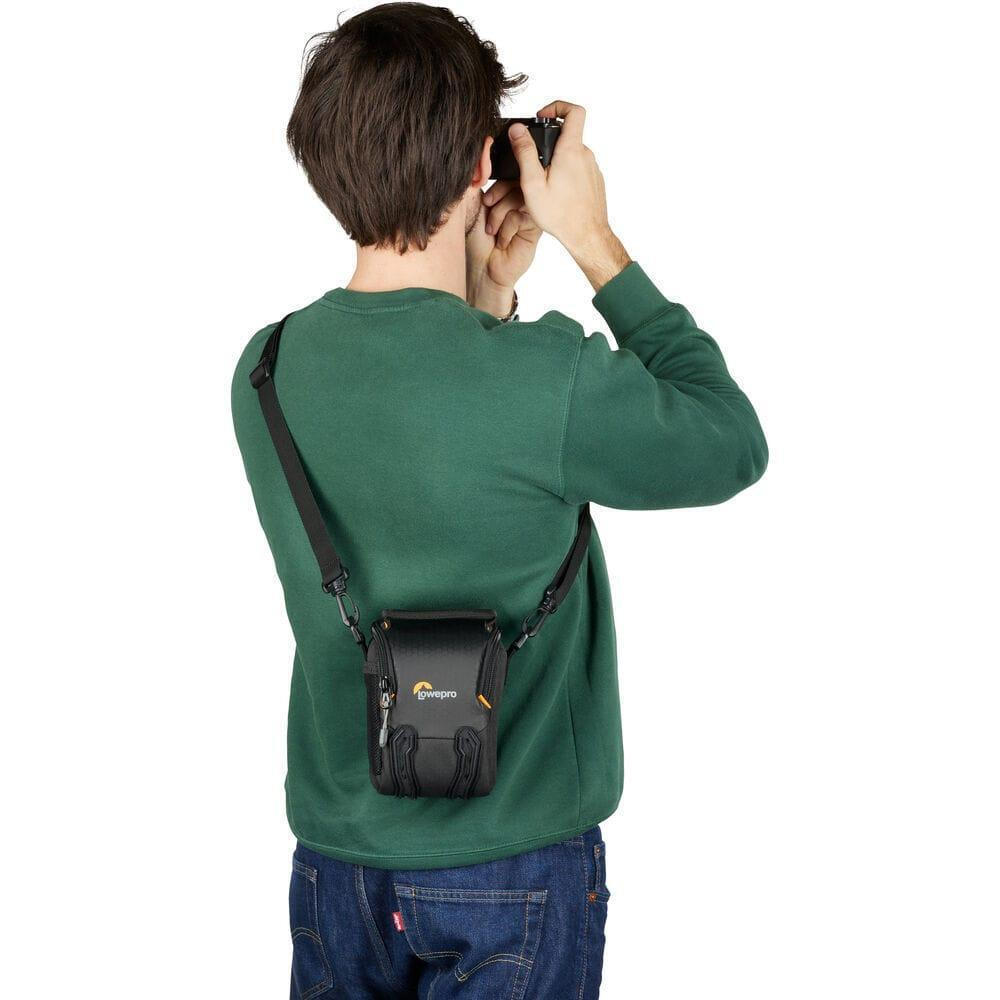 20230816112341_9b80e741 Lowepro Τσάντα Ώμου Φωτογραφικής Μηχανής Adventura SH 115 III σε Μαύρο Χρώμα - Image 7