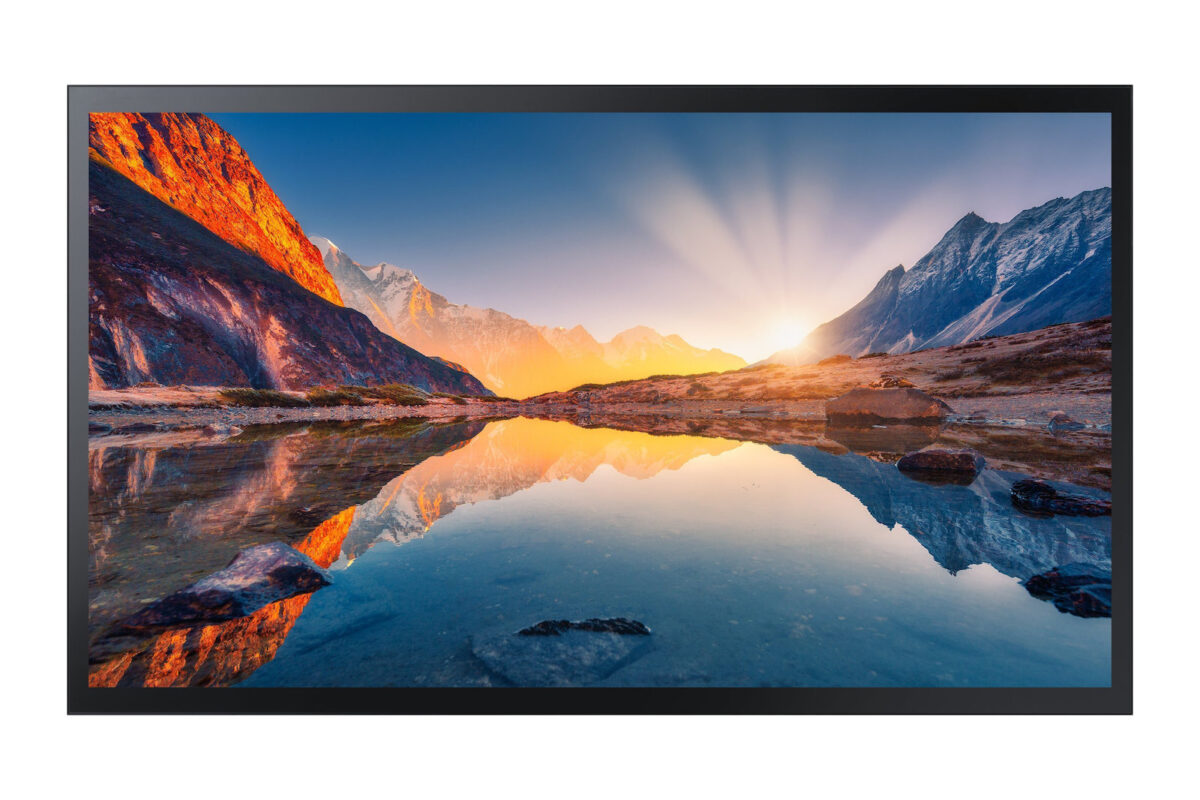 Samsung QM32R-T Public Display LED 4K UHD 32" - Image 1