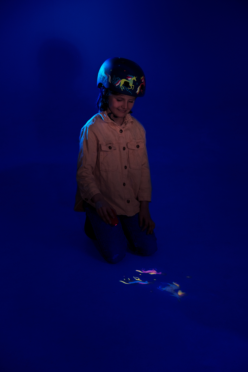 20240626123732_60fcb13d Micro Φως για Παιδικό Πατίνι Unicorn - Image 4