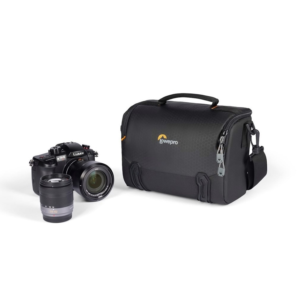 20240718140843_fe0c4687 Lowepro Τσάντα Ώμου Φωτογραφικής Μηχανής Adventura SH 140 III σε Μαύρο Χρώμα - Image 4
