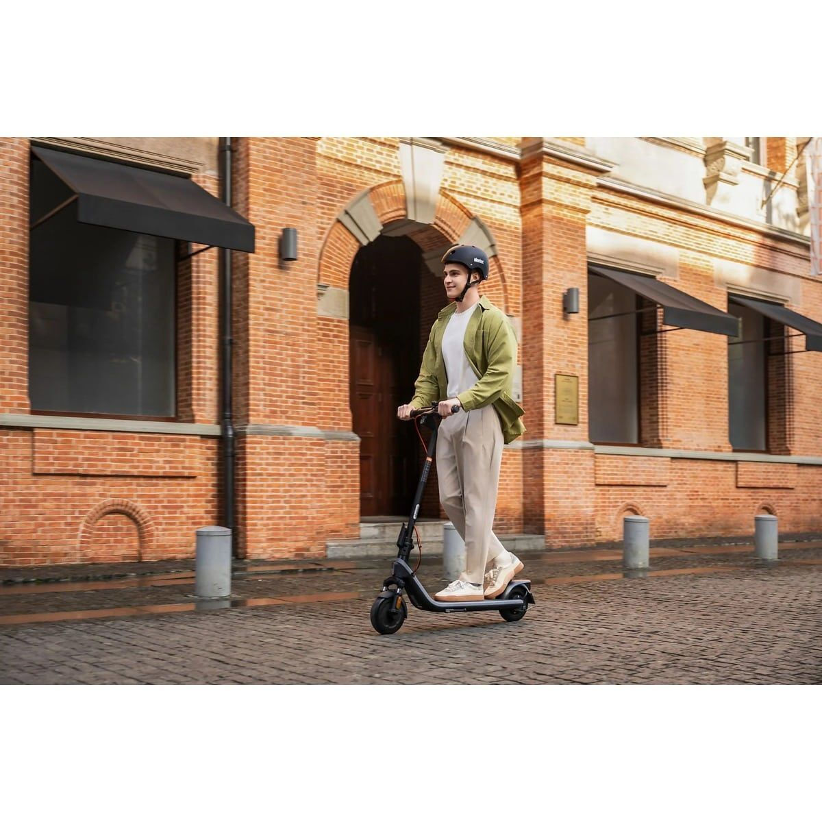 20240902094316_0daef3ff Segway E2 Plus E II Ηλεκτρικό Πατίνι 250W Μαύρο - Image 3