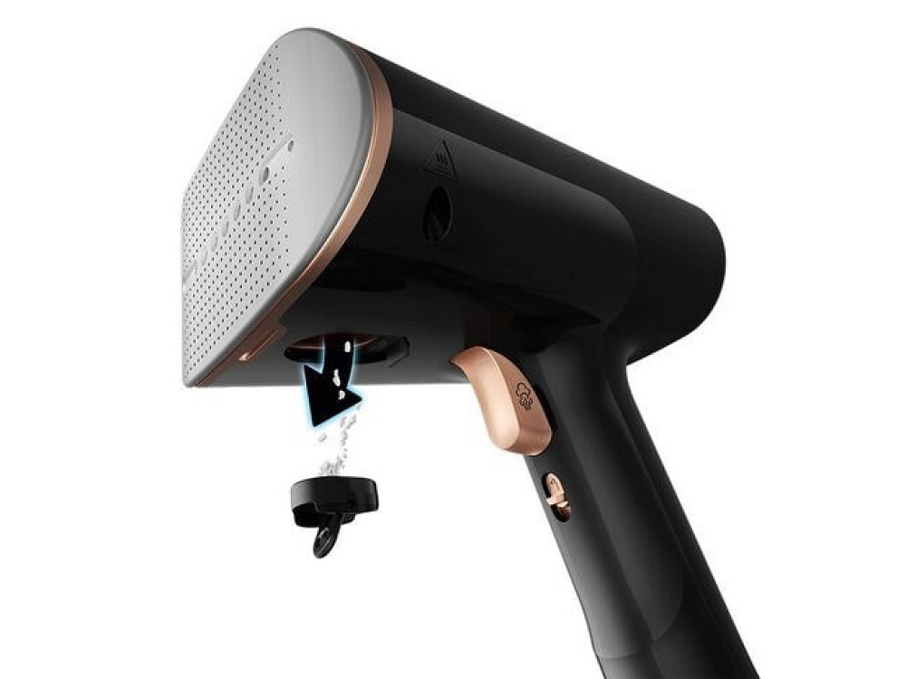 20241007131219_de0919b5 Braun Quickstyle 7 Ατμοκαθαριστής Ρούχων Χειρός 1600W με Δοχείο 250ml Μαύρος - Image 3