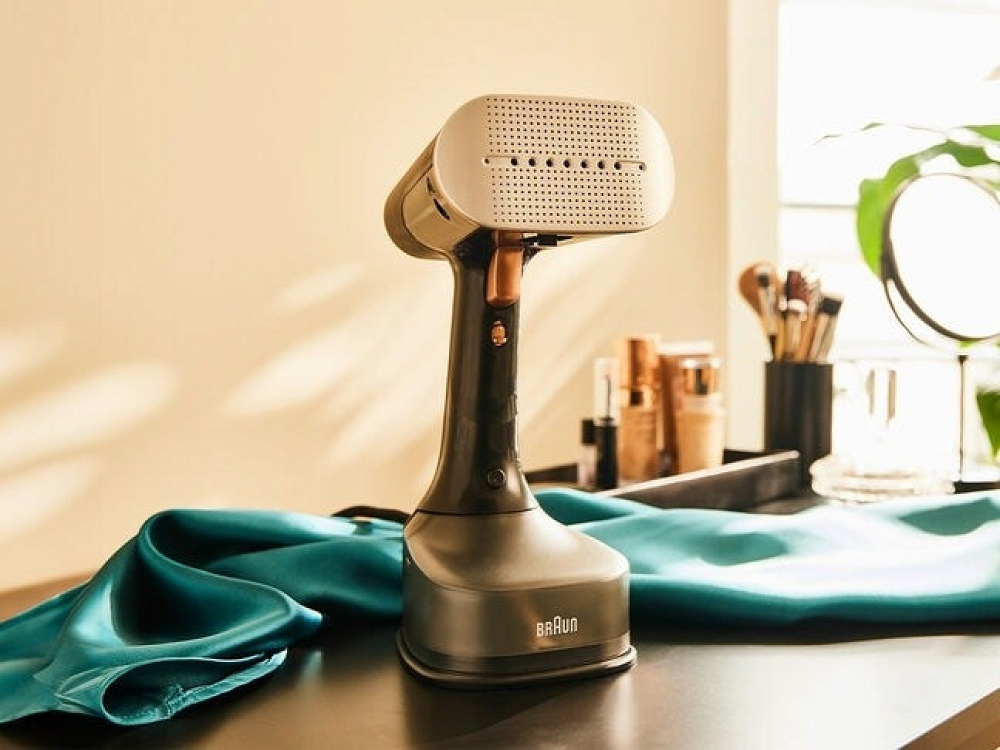 20241007131220_63aabe43 Braun Quickstyle 7 Ατμοκαθαριστής Ρούχων Χειρός 1600W με Δοχείο 250ml Μαύρος - Image 6