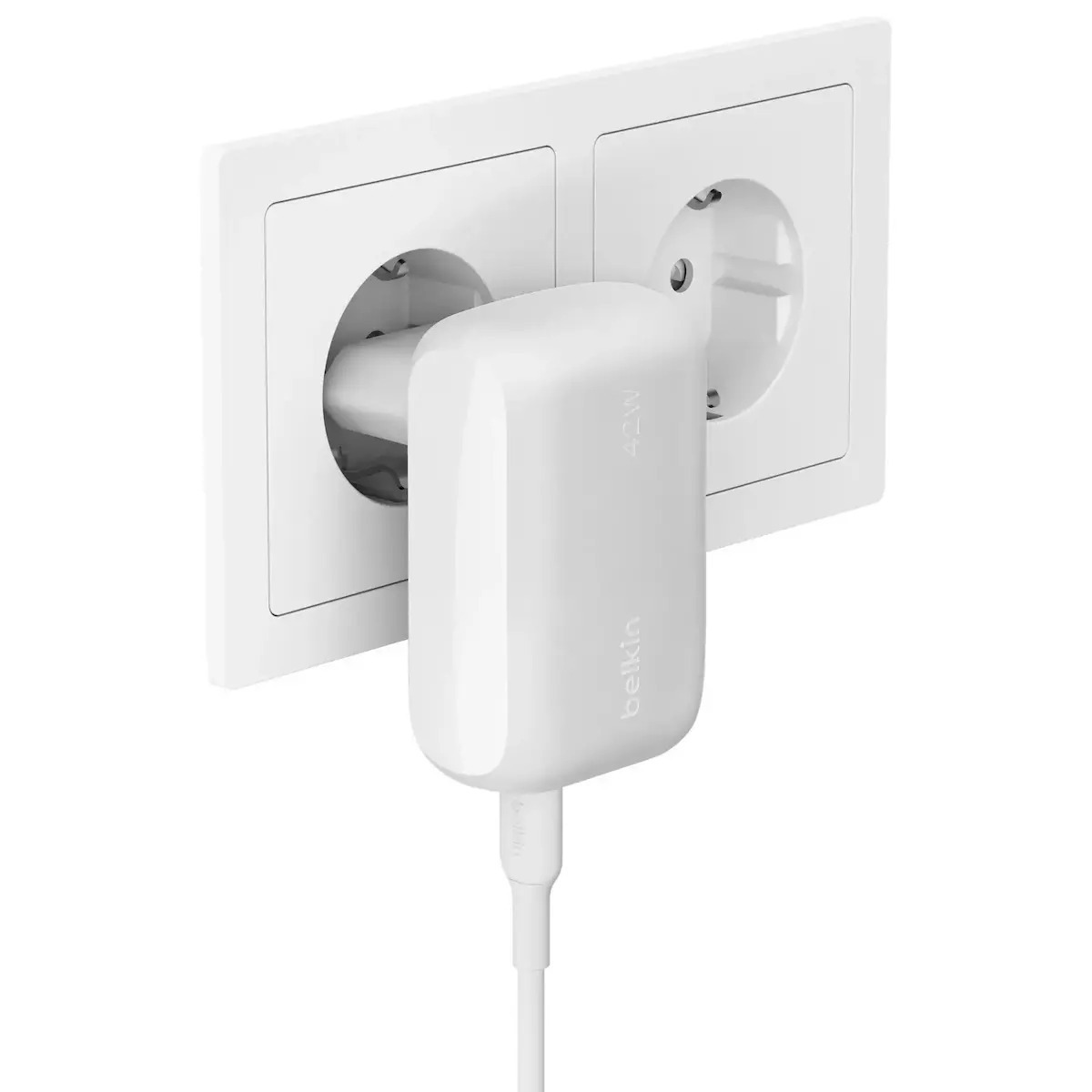 20241219145935_67affa89 Belkin BOOST Charge USB-C Χωρίς Καλώδιο 42W - Image 3