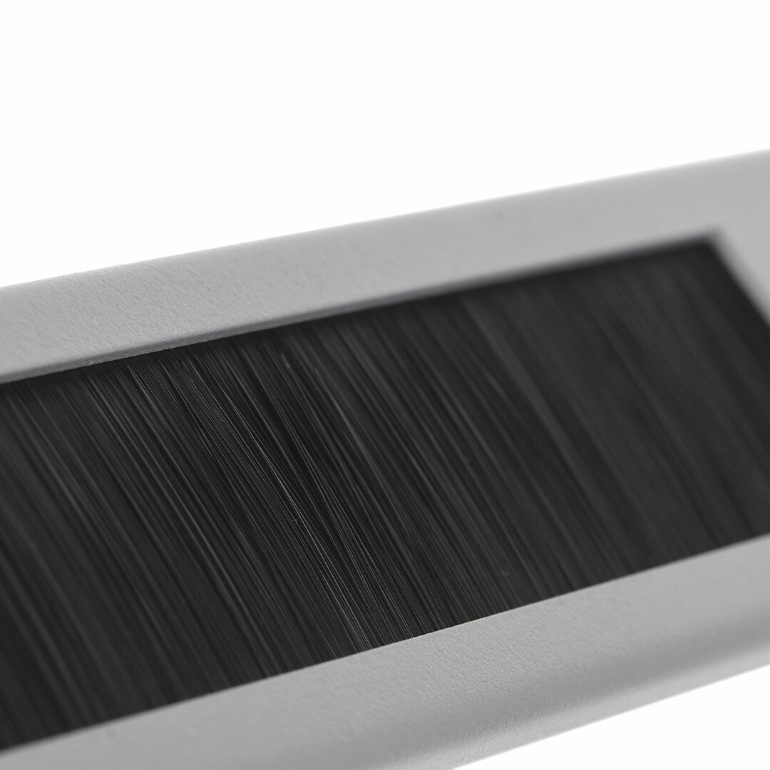 20250220115911_66fcd371 Lanberg Brush Panel 19'' 1U Grey - Image 4