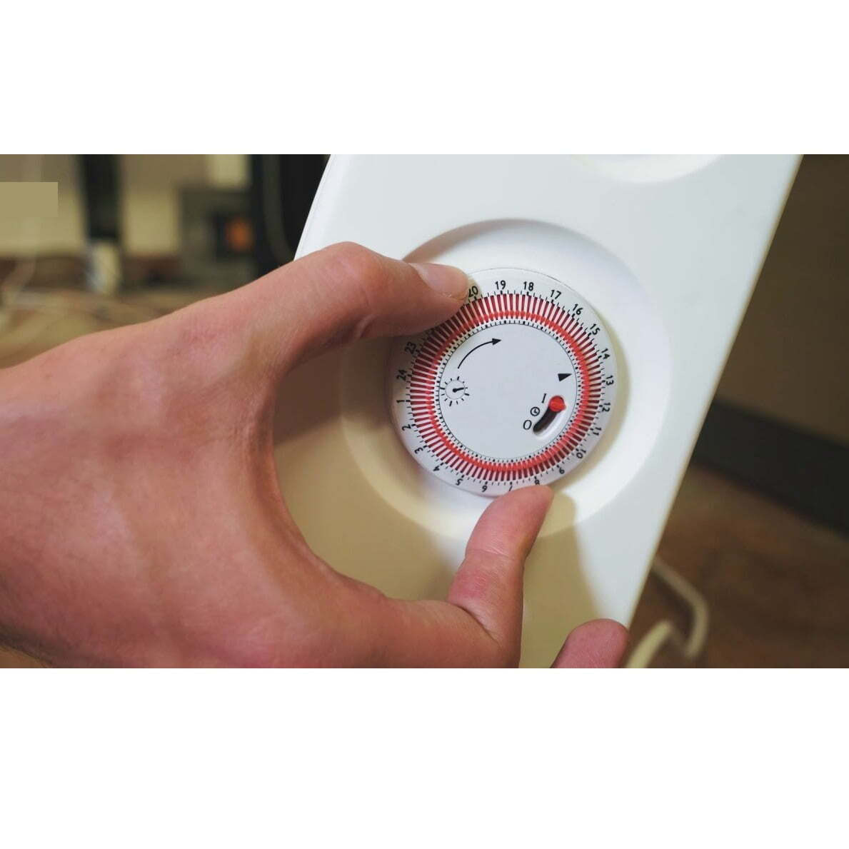 20250603170511_16ca5786 Olimpia Splendid Caleo 2 Τurbo Timer Θερμοπομπός Δαπέδου 2000W 63.8x47.5cm - Image 4