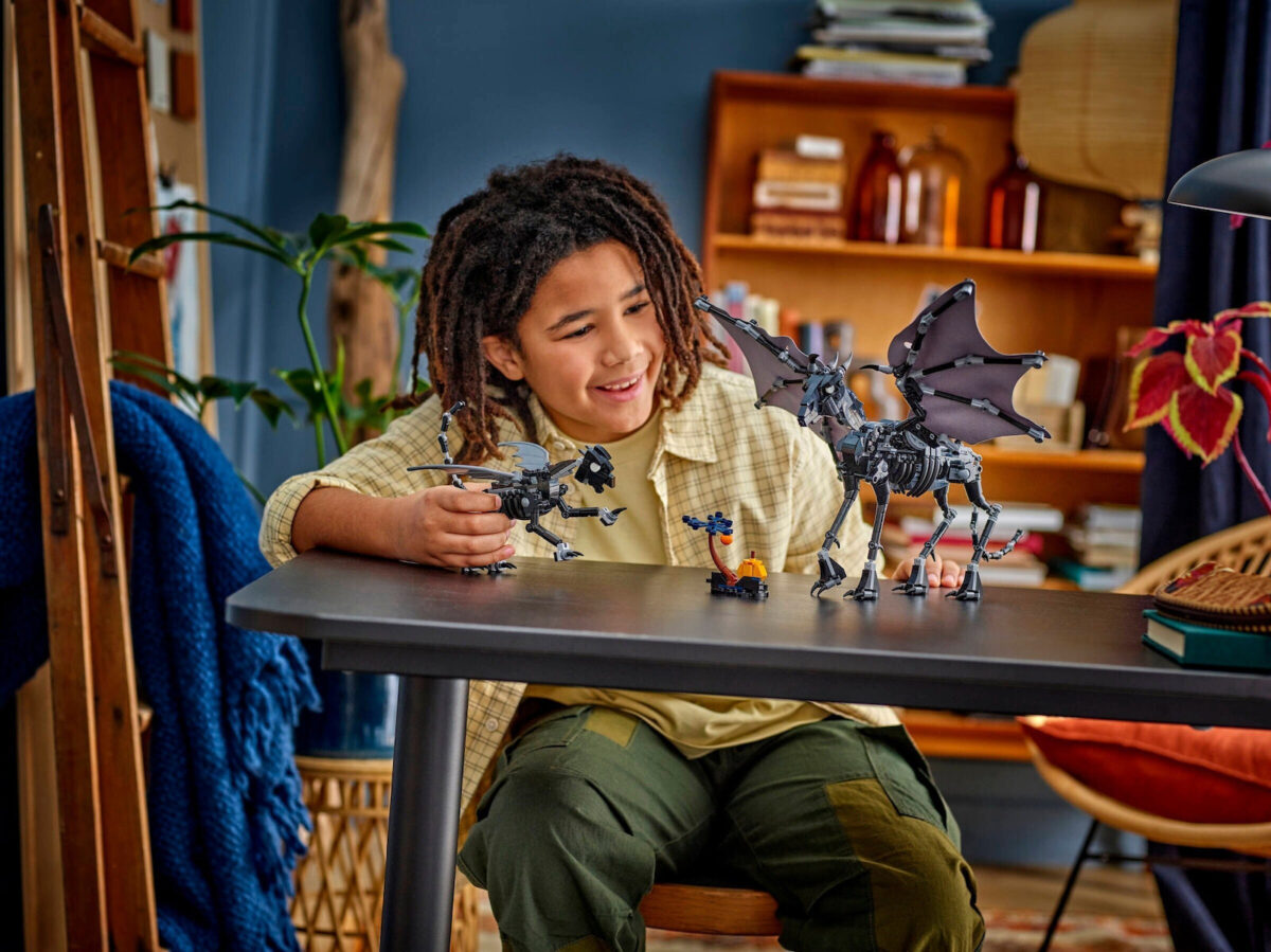 Lego Harry Potter Thestral Family για 10+ Ετών 548τμχ - Image 5