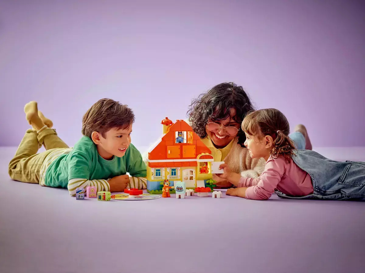 20250804131902_d59a2515 Lego Duplo Bluey's Family House With Memory Game για 3+ Ετών 83τμχ - Image 9