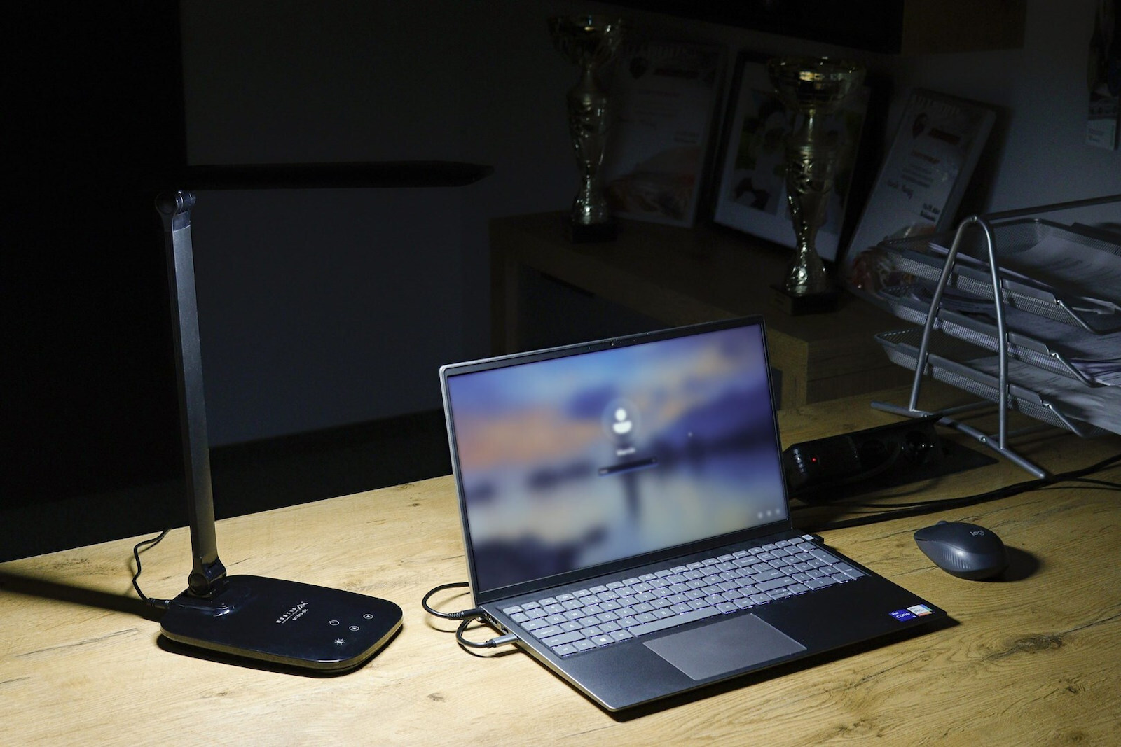 20250826124256_57896109 Montis LED Φωτιστικό Γραφείου σε Μαύρο Χρώμα - Image 12