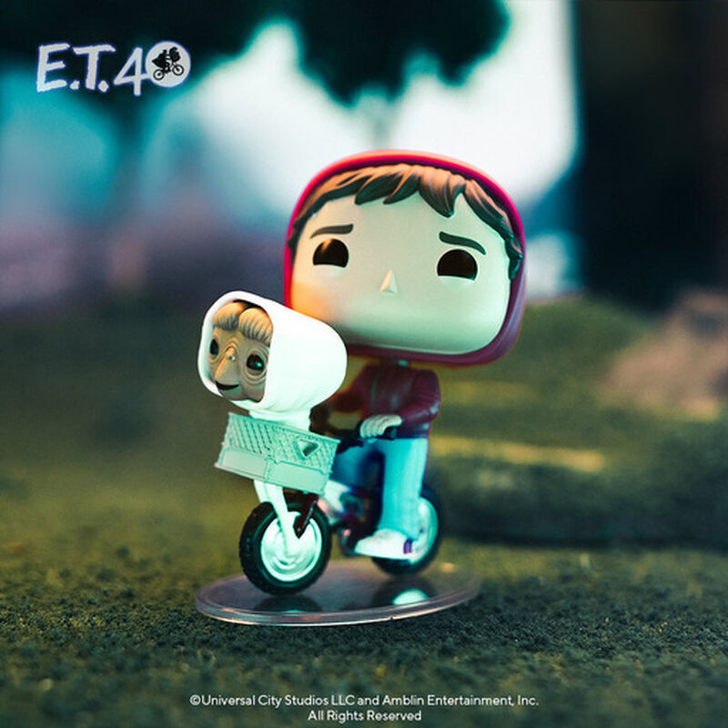20250911015758_85350c97 Funko Pop! Movies: Elliott with E.T. - Image 3