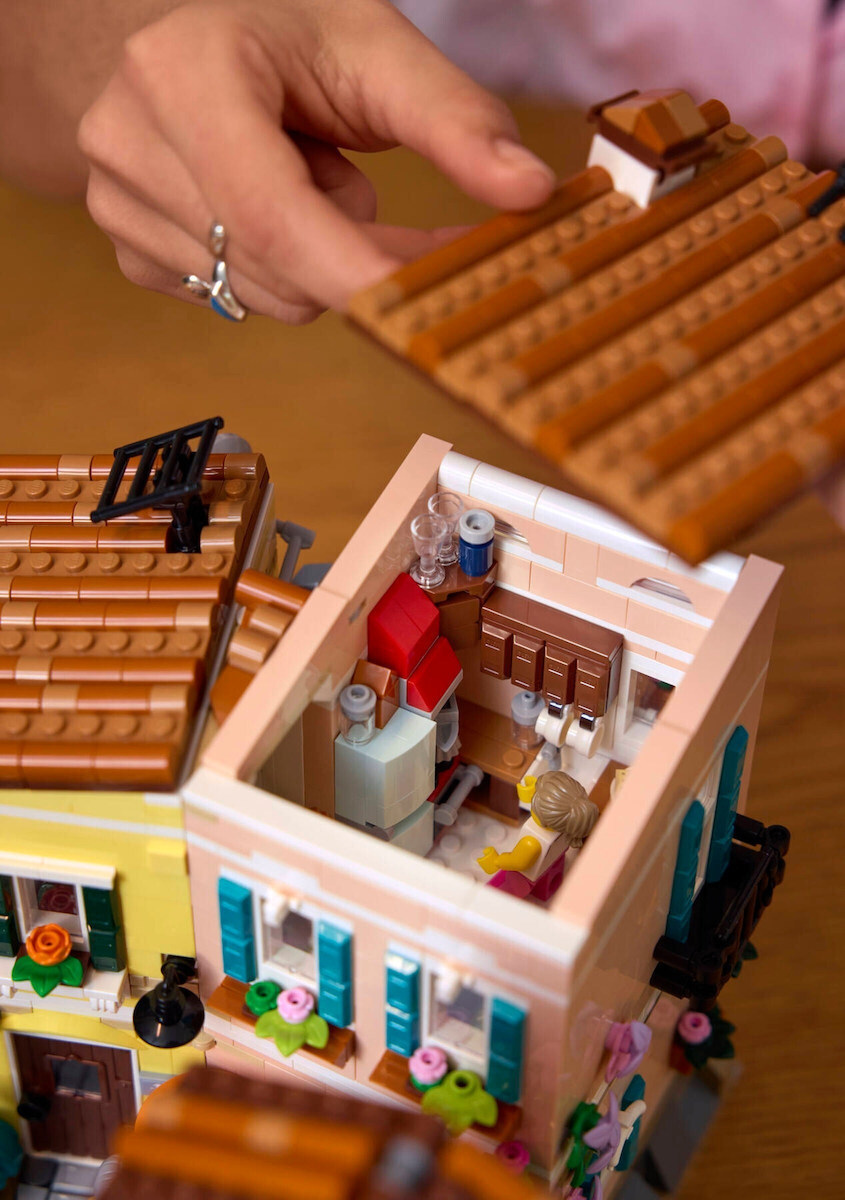 20250929120254_d271ee52 Lego Ideas Italian Riviera για 18+ Ετών 3.251τμχ - Image 4