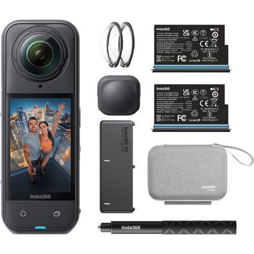 Insta360 X5 Action Camera 8K Essentials Bundle με Οθόνη και Wi-Fi Μαύρη