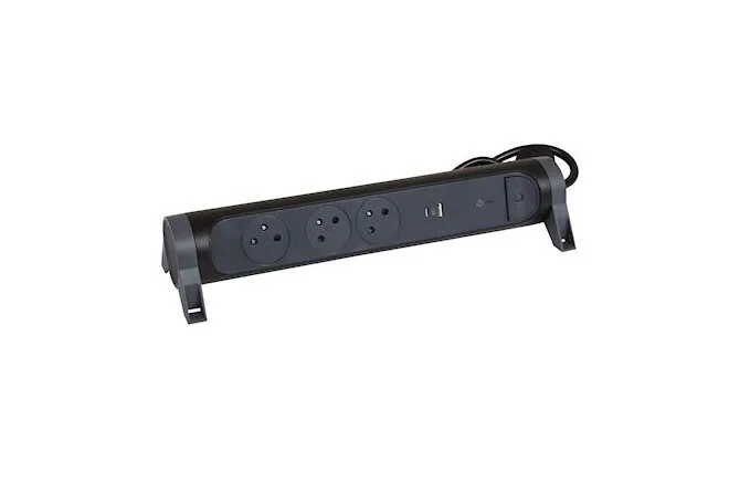 20231116152411_legrand_polyprizo_me_usb_kai_kalodio_15m_leyko_allgrpa04942500 Legrand Πολύπριζο 3 Θέσεων με 1 USB-A, 1 USB-C και Καλώδιο 1.5m ALLGRPA04942500 - Image 1