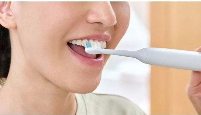 20250925165203_philips_sonicare_optimal_antallaktikes_kefales_gia_ilektriki_odontovourtsa_hx6066_87_6tmch Philips Sonicare Optimal Ανταλλακτικές Κεφαλές για Ηλεκτρική Οδοντόβουρτσα HX6066/87 6τμχ - Image 1